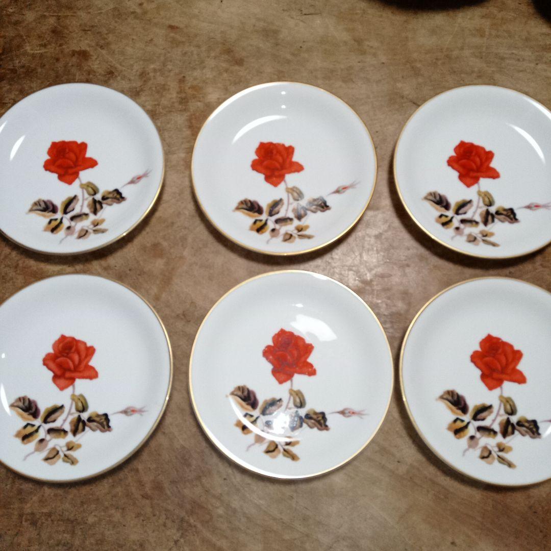 則武　井上武の赤いバラの陶磁器食器セット 6枚