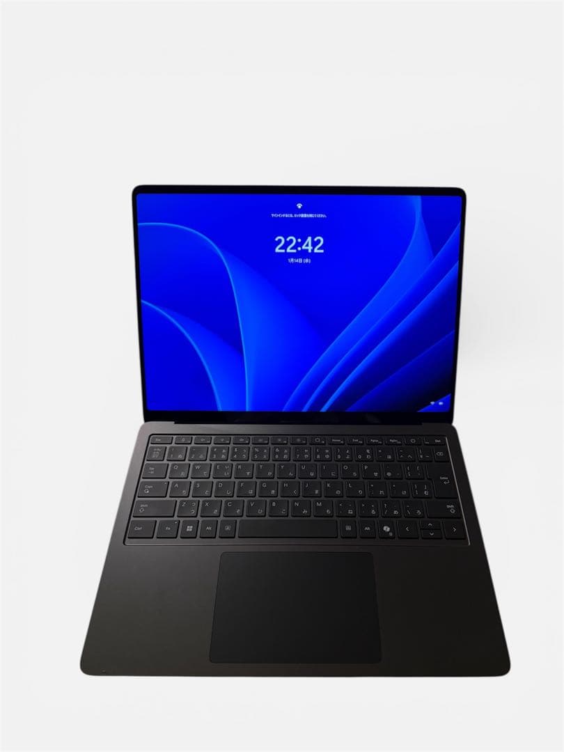 ナ*マ様 Surface laptop 美品　充電器付き