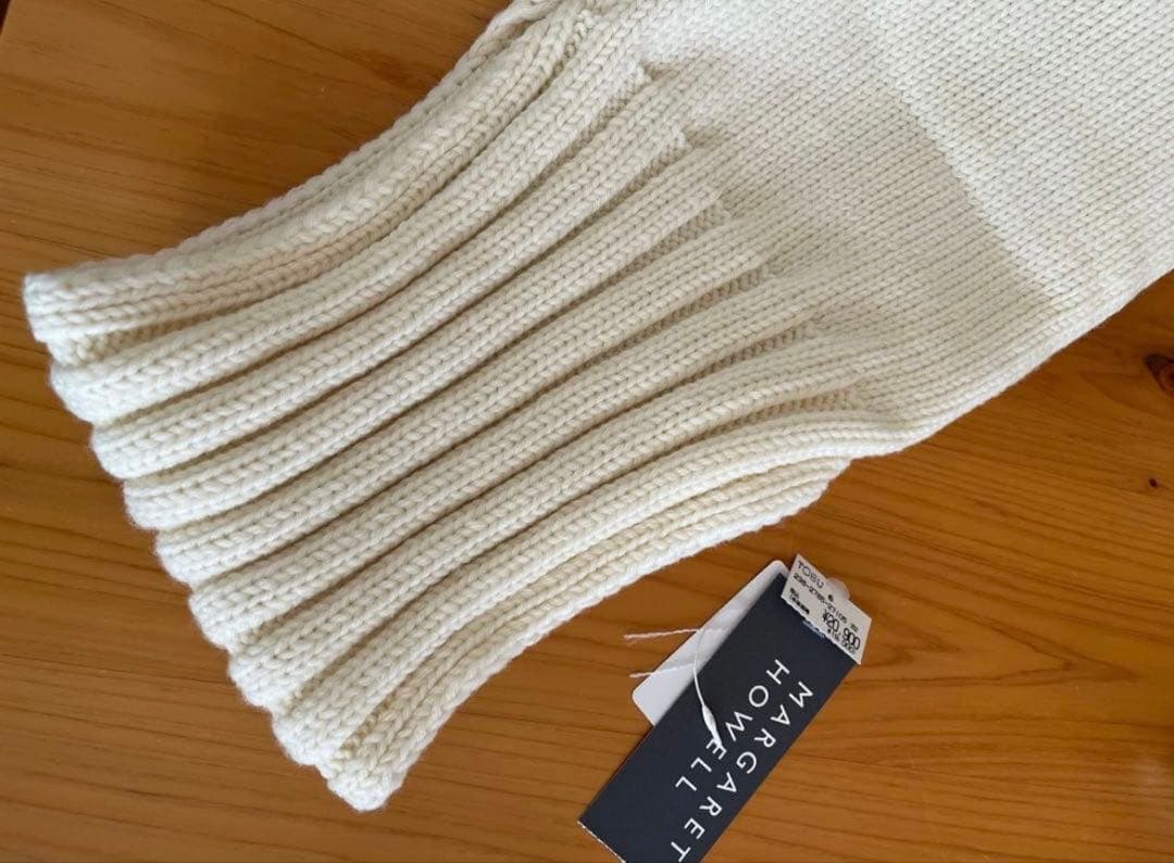 【新品・未使用品】MARGARET HOWELL ショートマフラー　アイボリー