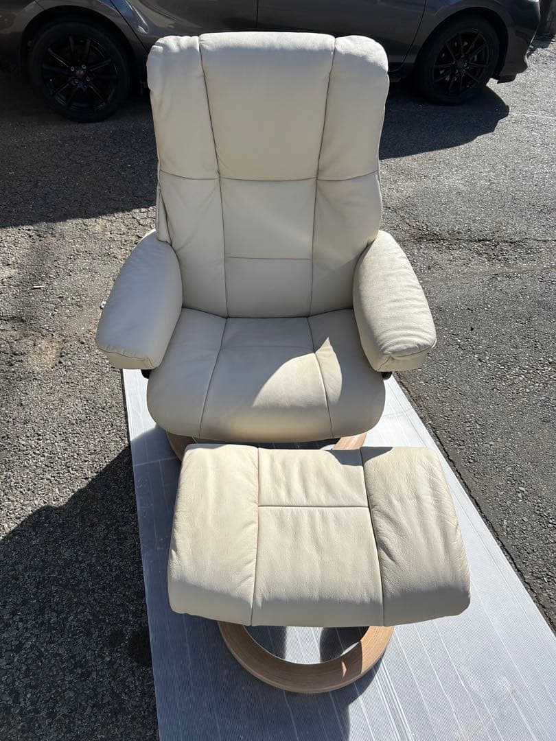 Ekornes (エコーネス) ストレスレスチェア オットマン付