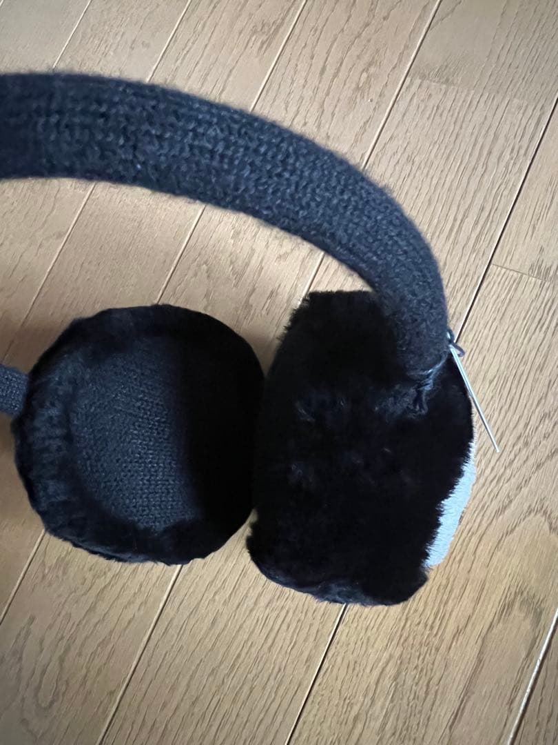 CHANEL 耳あて イヤーマフ 黒 白 ココマーク ファー