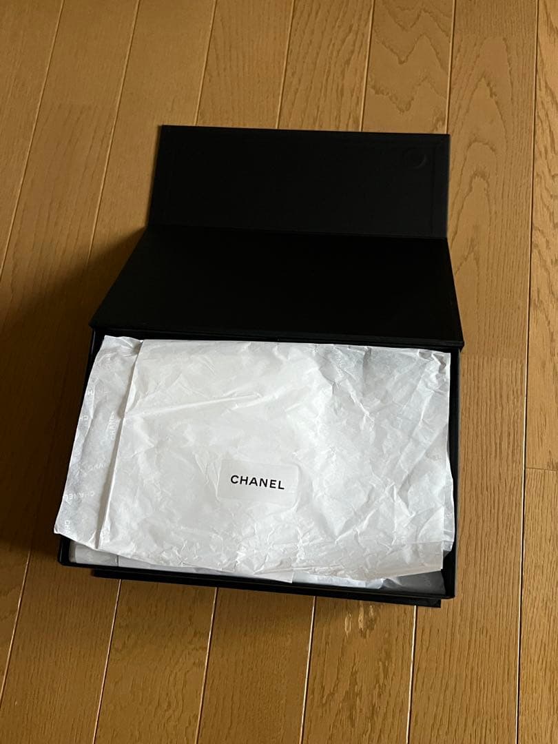 CHANEL 耳あて イヤーマフ 黒 白 ココマーク ファー