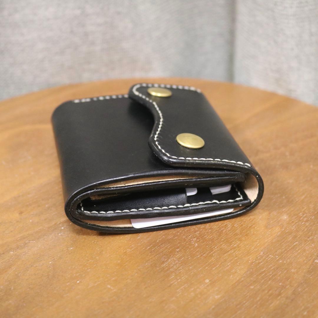 三つ折り財布　ミドル　ウォレット