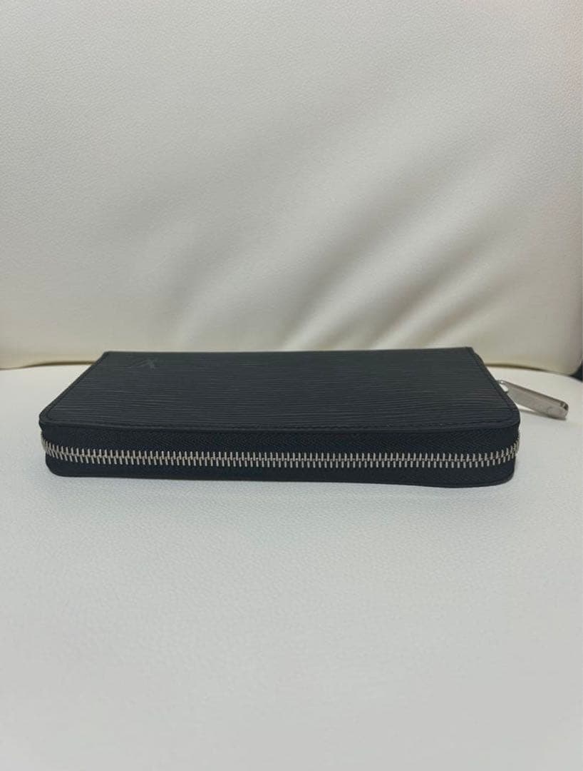 ルイヴィトン LOUIS VUITTON ジッピー・ウォレット 長財布