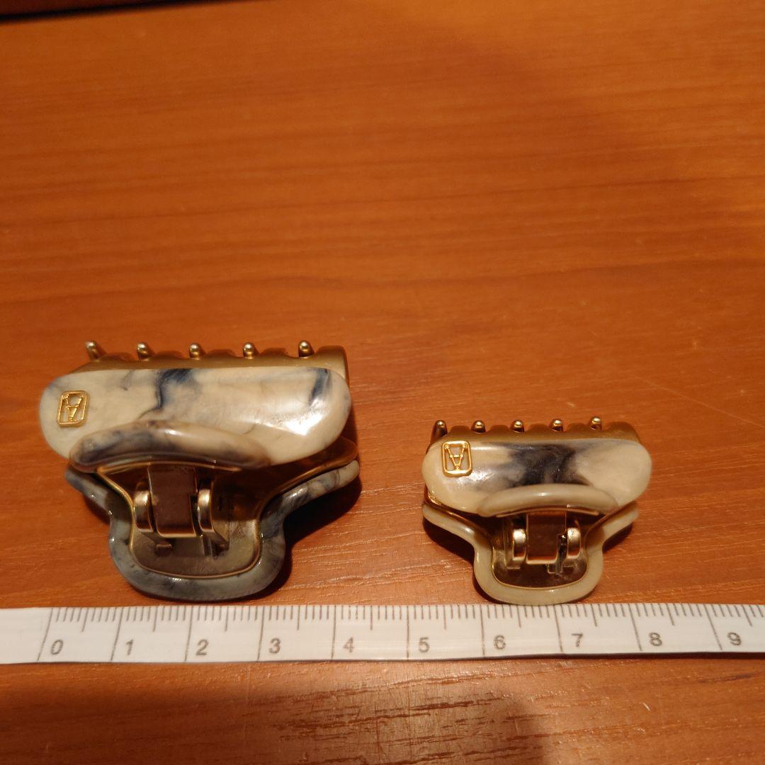 ま*ん様 ALEXANDRE DE PARIS 機内販売ヘアクリップ 2個セット