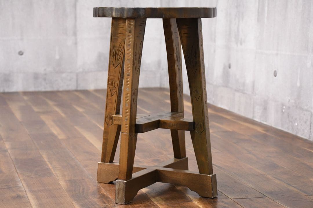 EHK15 伝統工芸 軽井沢彫り スツール 桜彫刻 細密彫刻 丸椅子 飾り台