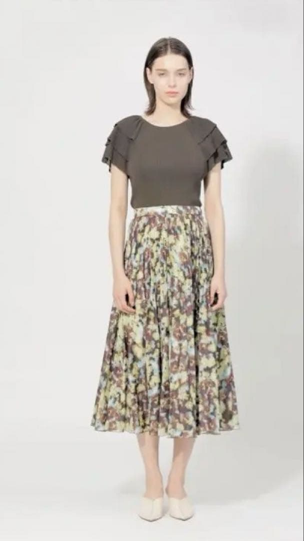 未使用品　タグ付き　EPOCA フィオーレプリント プリーツスカート