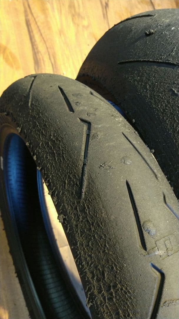 ピレリ スーパーコルサV4SC1