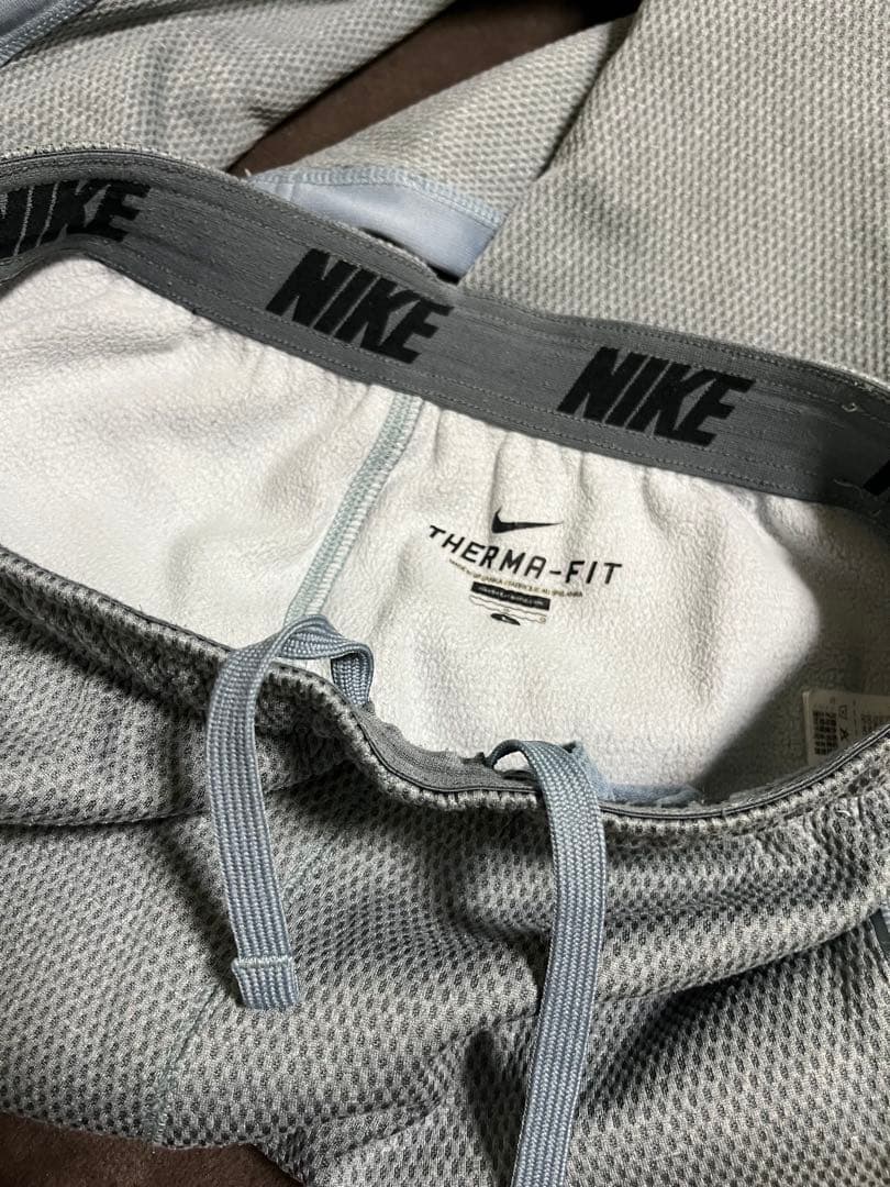NIKE THERMA FIT ナイキ　セットアップ　グレー　水色　L