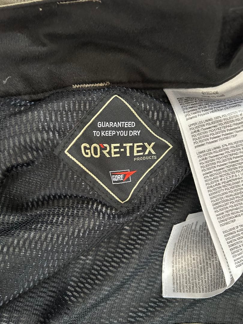 Volcom LIGHT MILITARY ジャケット パンツ　gore-Tex