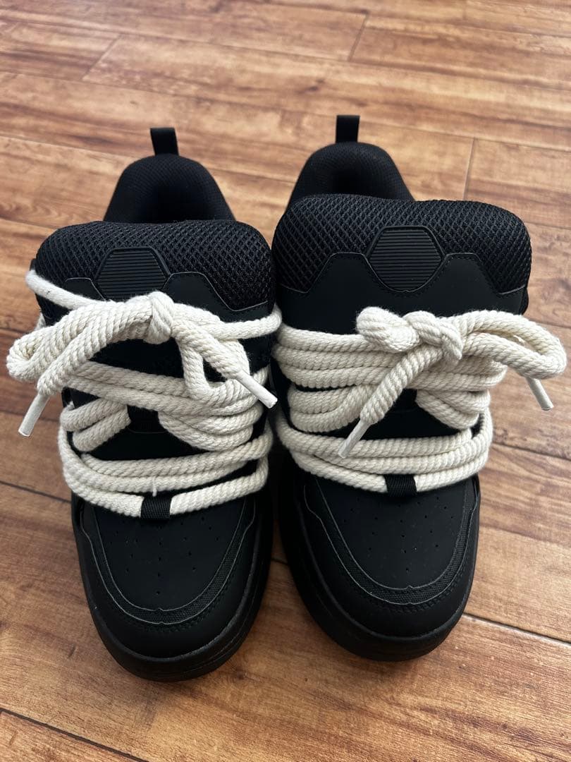 Zara ロープスニーカー