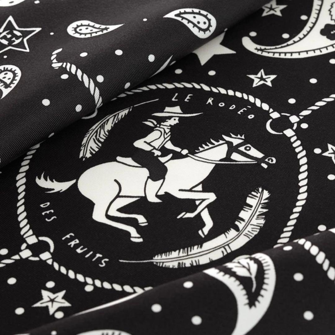 新作未使用★HERMES エルメス　シルクバンダナ 《ロデオ・デ・フルーツ》