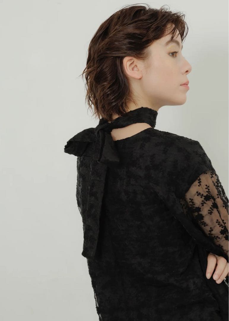 YOURMLE ブラックレースフレアスリーブワンピース