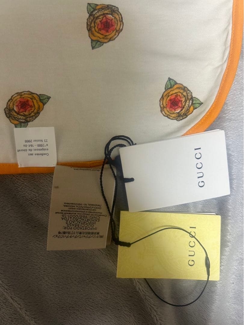 【新品未使用】グッチ　ヒグチユウコ ラビット柄ブランケット 664180