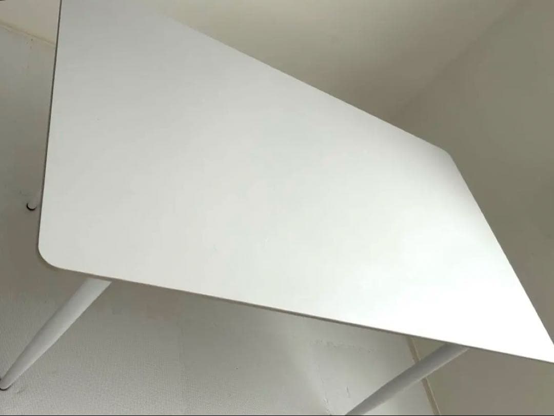 【引き取り可】美品　ホワイト ダイニングテーブルのみ140 引取り17000円！