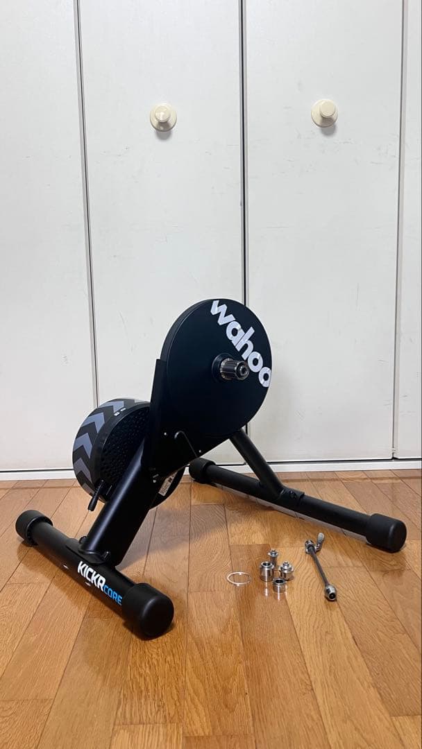 Wahoo Kickr Core スマートトレーナー(直接引取歓迎)