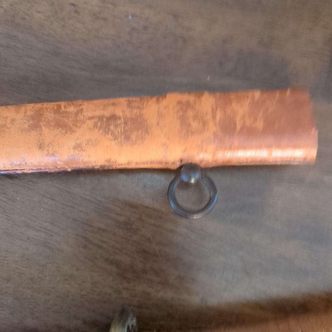 模造刀　竹光　鞣し革鞘 金属鍔(年代物)