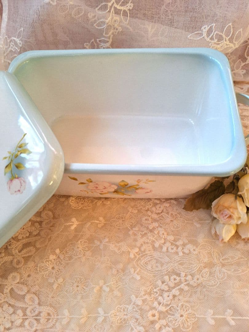 イマンポワージュブルー角ストッカー