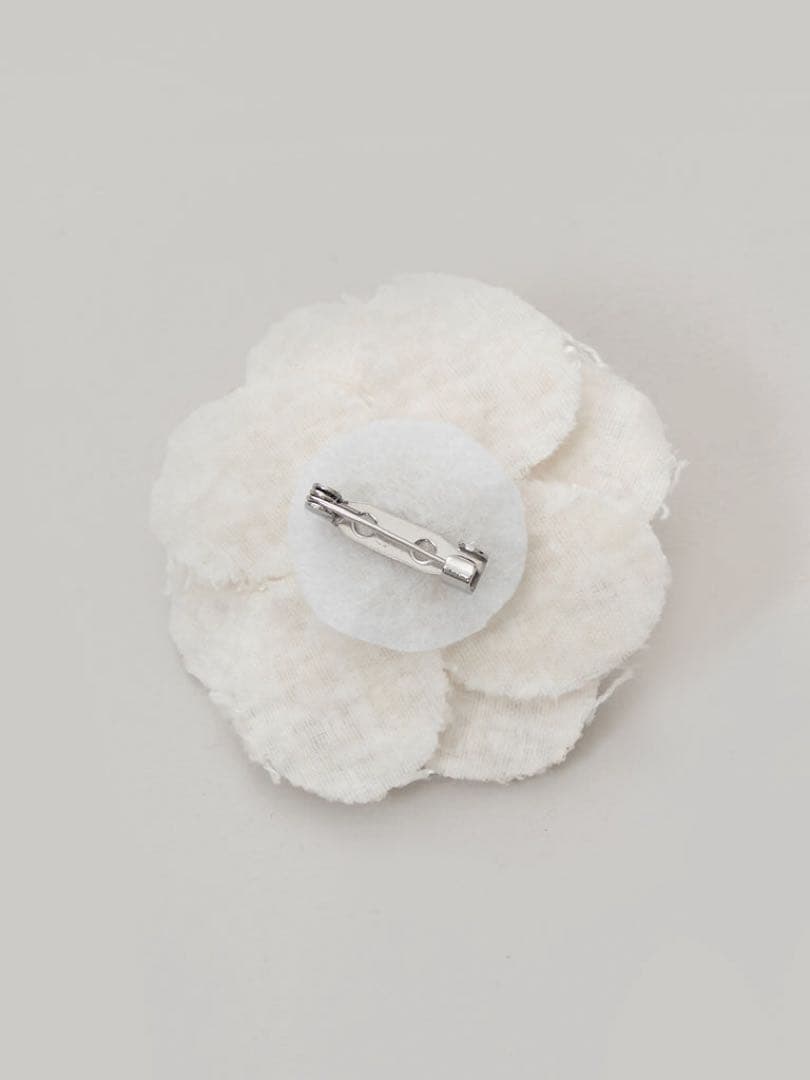 新品★タグ付きdarichホルターネックオフショルツイードトップス ホワイト