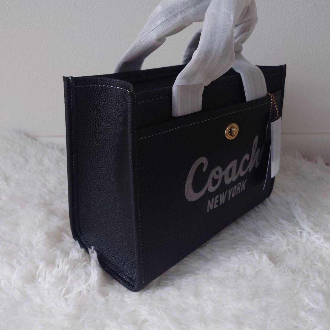 ✨COACH ✨新品ブラックトートショルダーストラップ付きバッグCAM66‼️