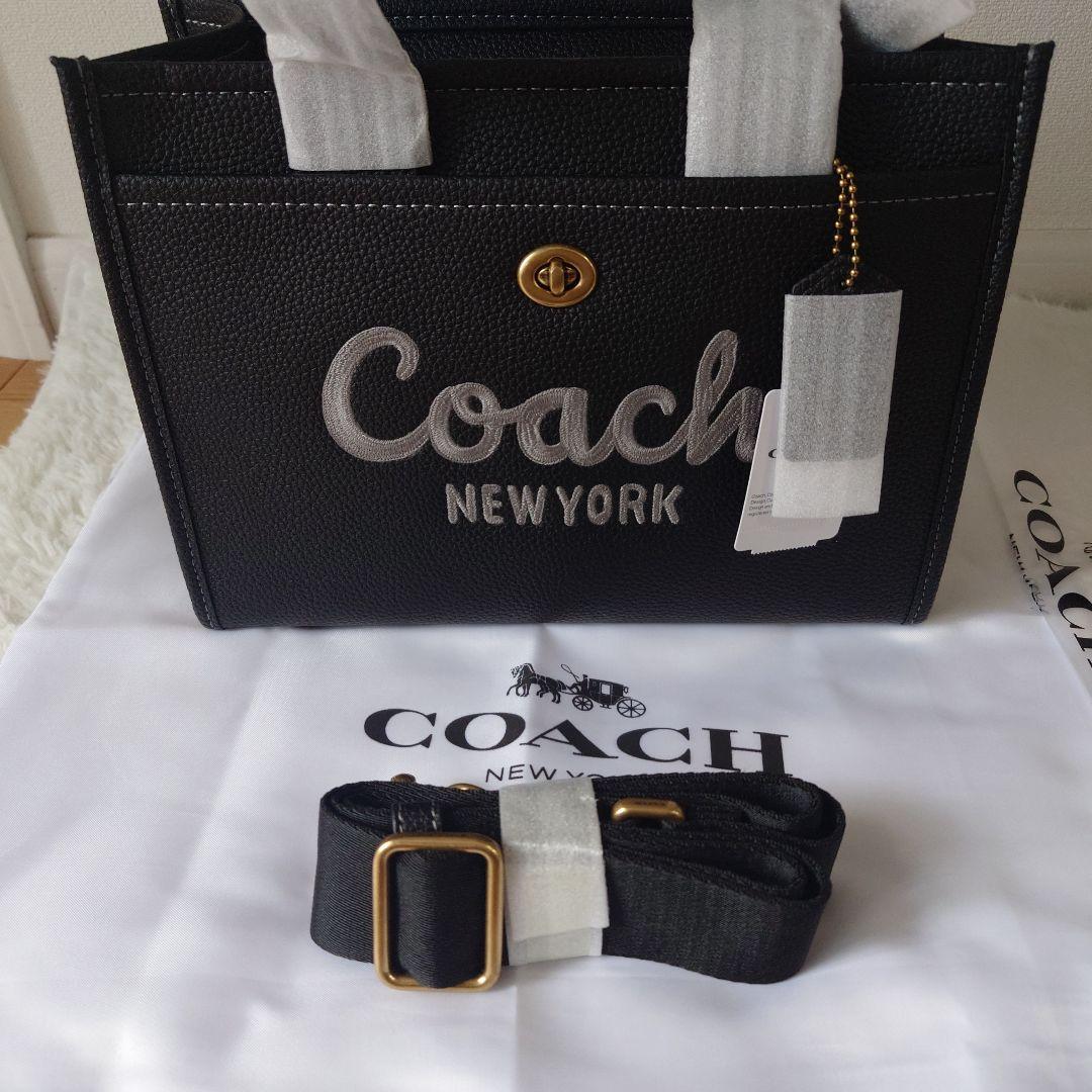✨COACH ✨新品ブラックトートショルダーストラップ付きバッグCAM66‼️