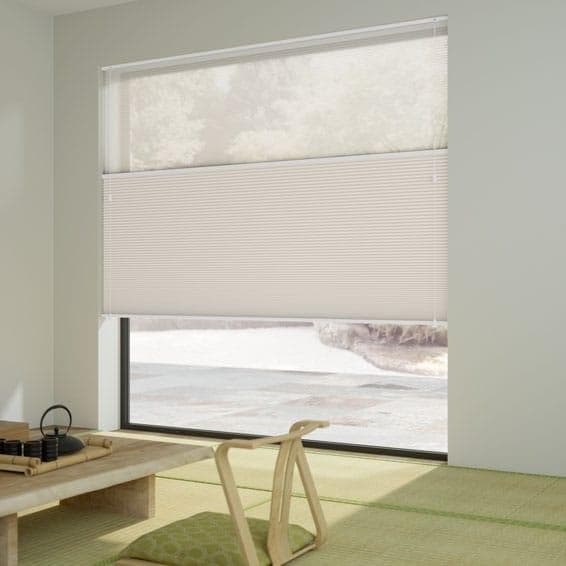 未使用　ハニカムシェード　シアーアイボリー　85.3×182