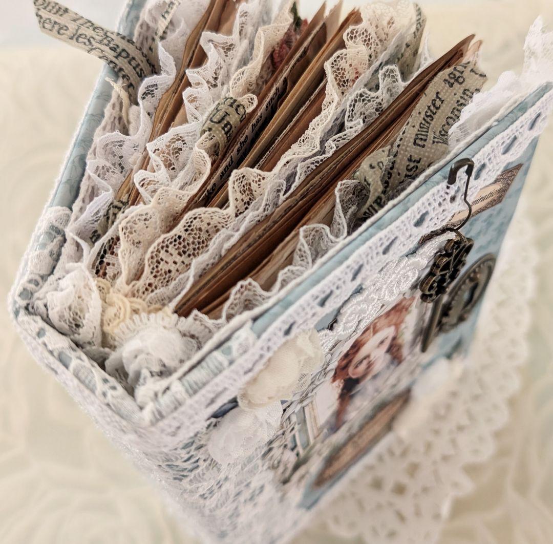 永遠の少女Anneのロマンチックジャンクジャーナル✨The Moments✨