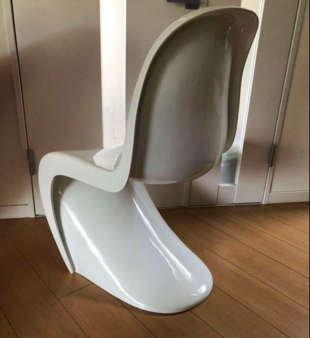 パントンチェアリプロダクト