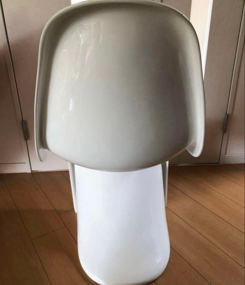 パントンチェアリプロダクト