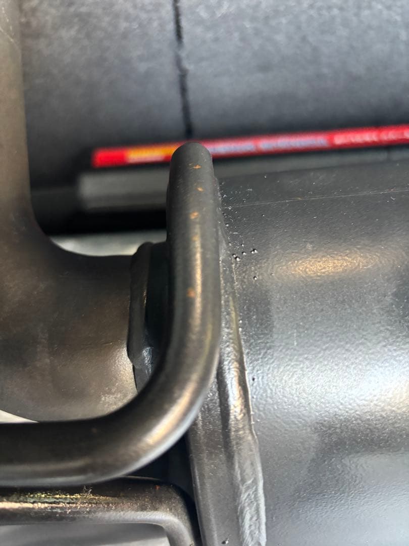 MAGNAFLOW マフラー ブラック仕上げ　JLラングラー　中古