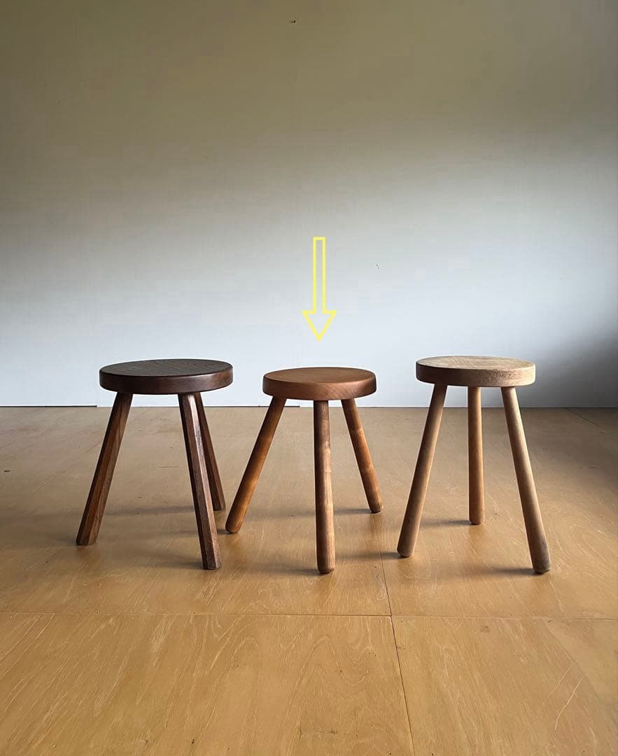 ヴィンテージスツール 3本脚 ブルータリズム フランス製 無垢材