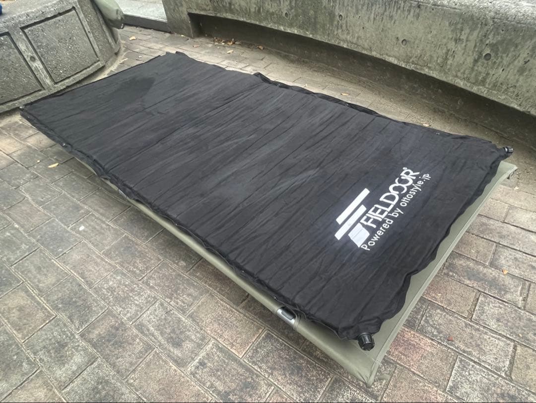 future fox 2wayワイドコット&FIELDOORインフレーターマット