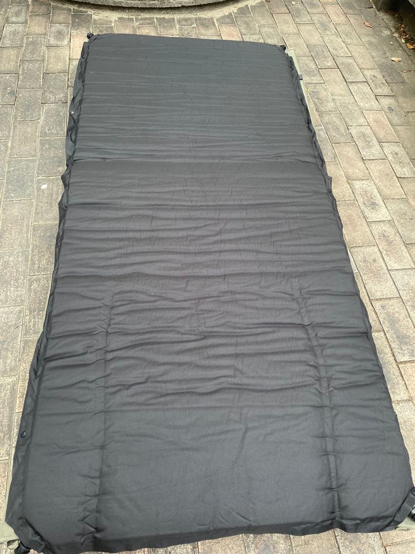 future fox 2wayワイドコット&FIELDOORインフレーターマット