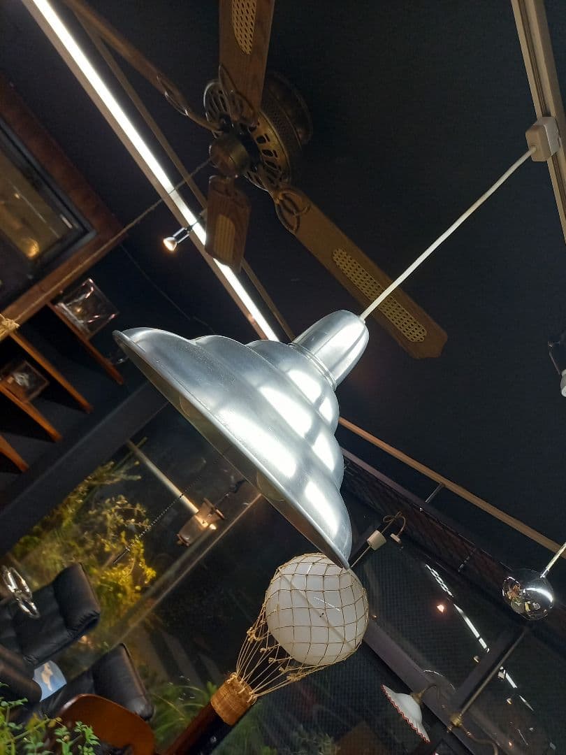 レア　アート　ワーク　スタジオ　スペースエイジ　アルミニウム　UFO型　ライト