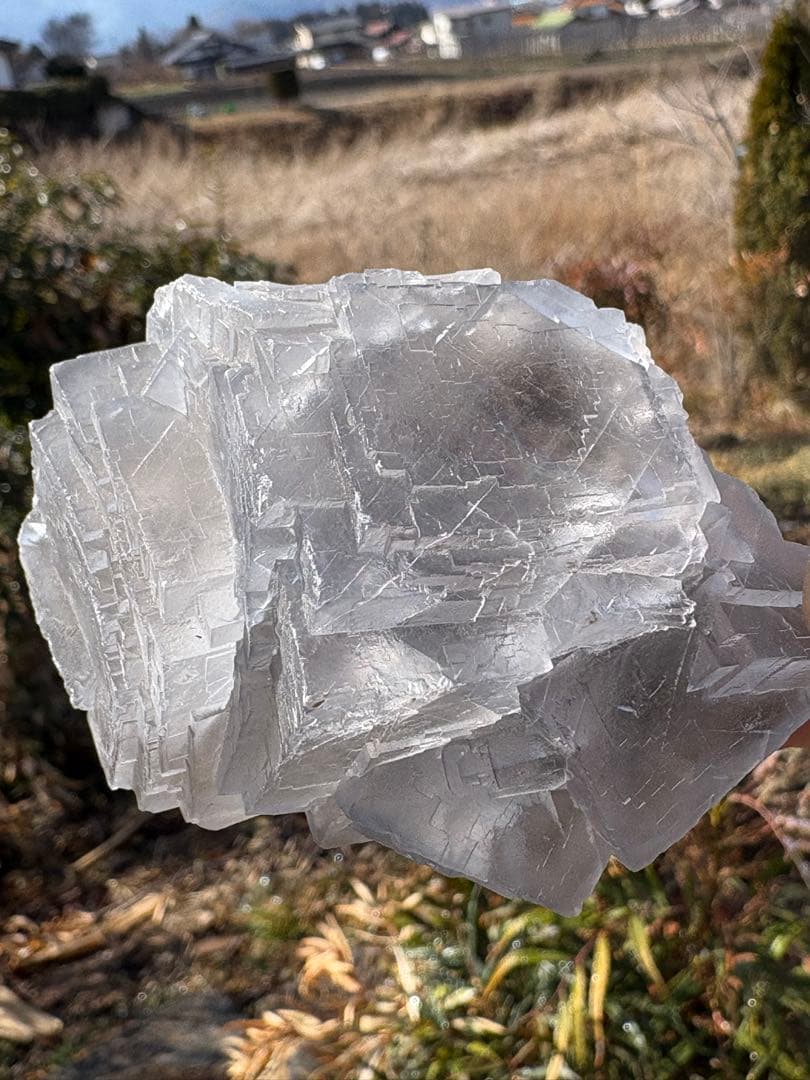 323g 極みの逸品　虹入り　超レア 大きい　存在感抜群　フローライト