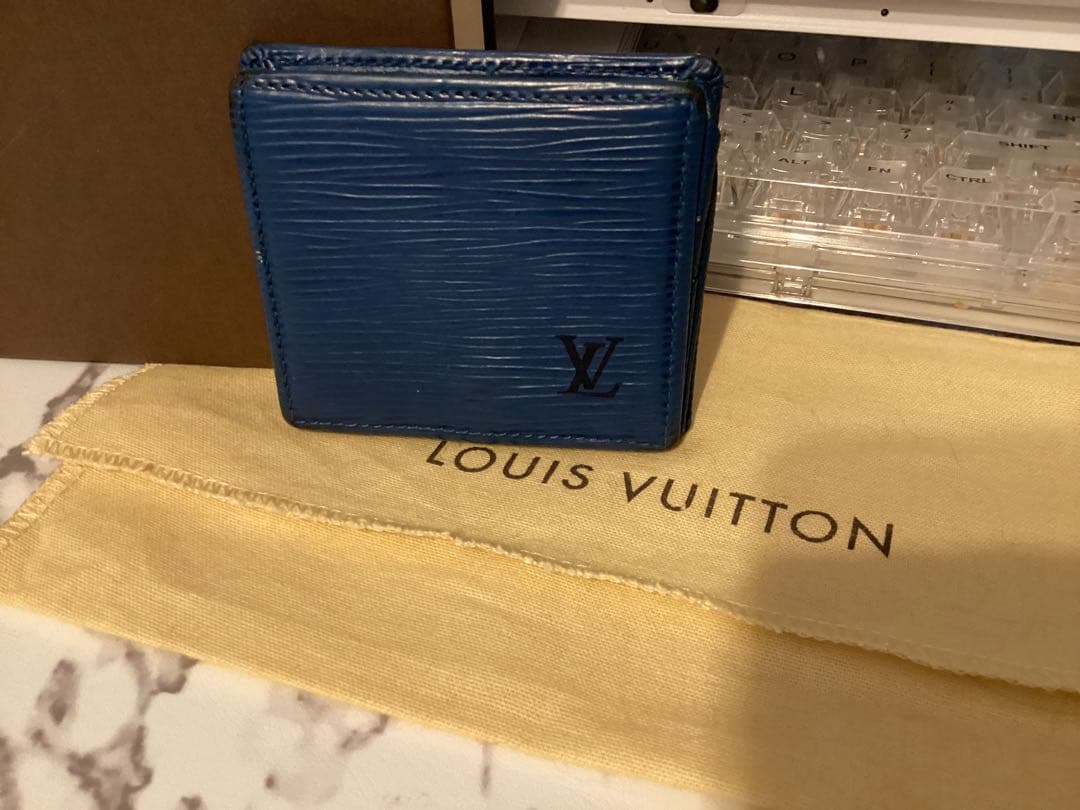 保存袋付ルイヴィトンエピケースLOUIS VUITTON 小銭入れ財布本物