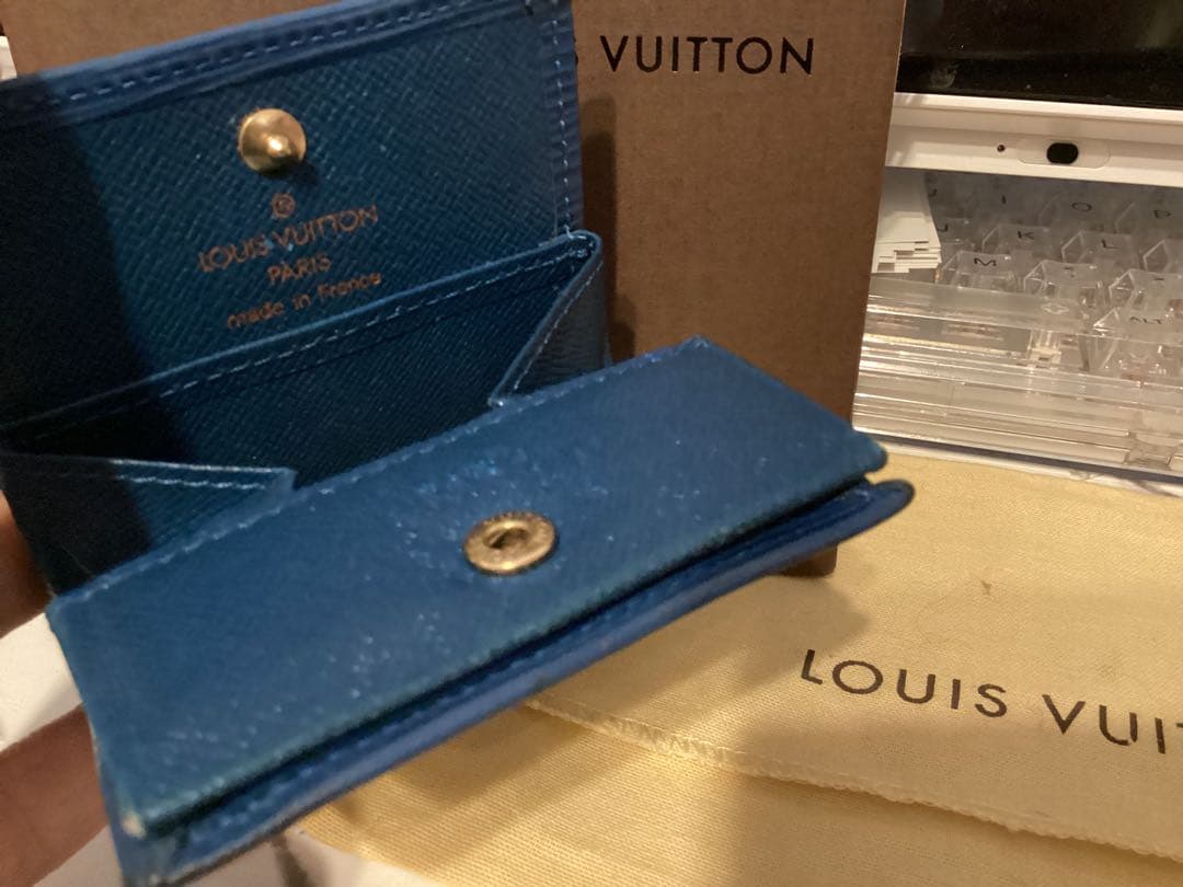 保存袋付ルイヴィトンエピケースLOUIS VUITTON 小銭入れ財布本物
