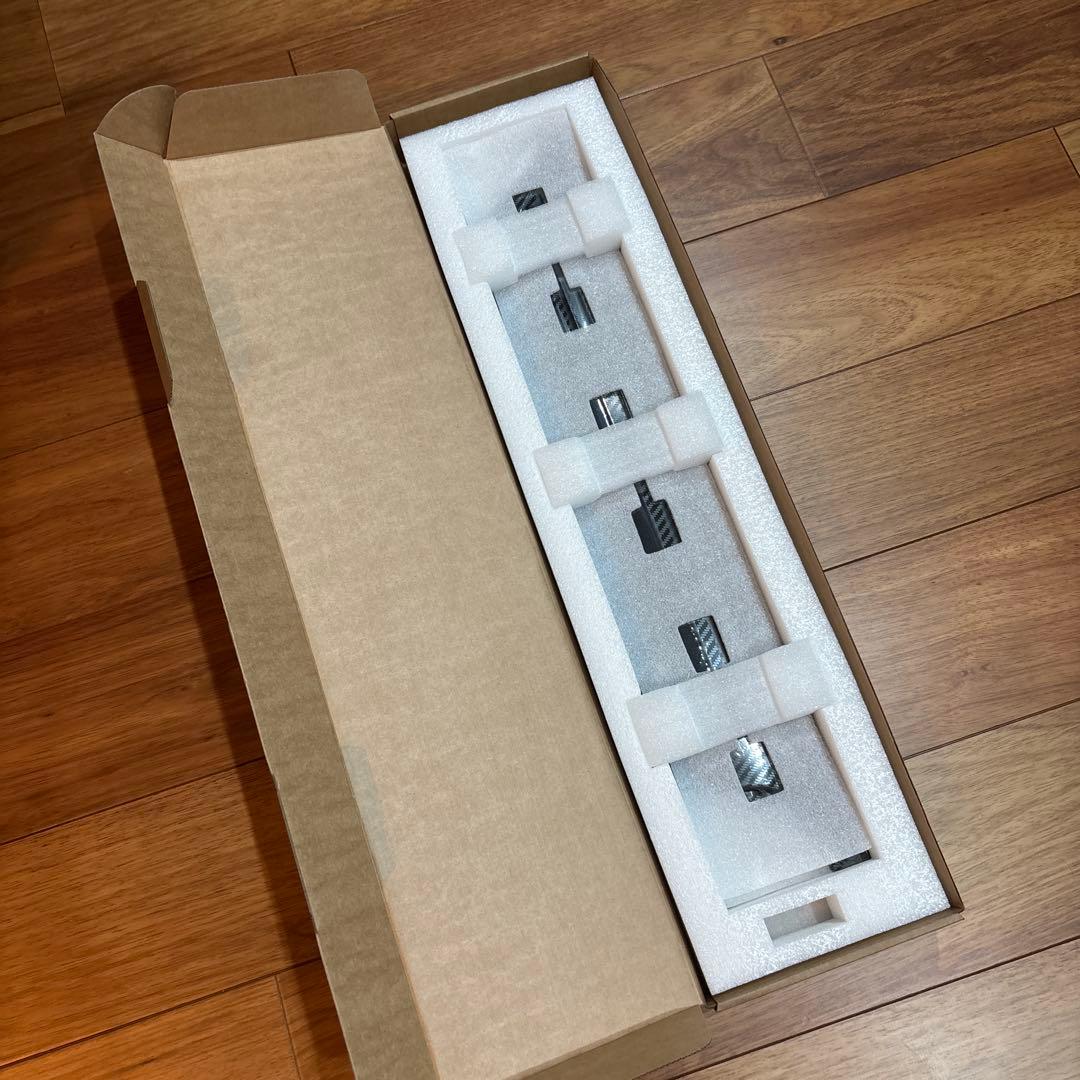 シエンタ 10系　カーボン調　サイドステップスカッフプレート　後席側のみ