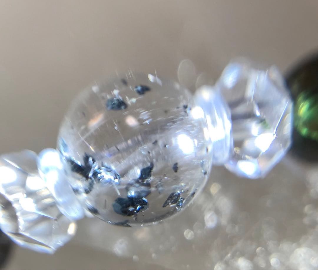 人気を集めるパワー❣️宝石質　コーネルピン　ヘマタイトインクォーツ　ブレスレット