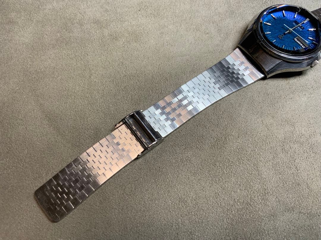 【 ゴリアテ 】SEIKO 38QTクオーツ 3803-7080