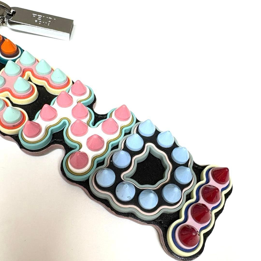 FENDI　フェンディ ロゴ　スタッズ チャーム　キーホルダー　USB付