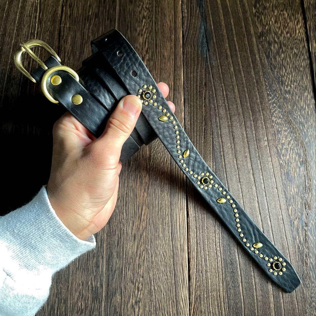 スタッズナローロングベルト　24mm 真鍮　シボ　フラワー　HTC CALEE