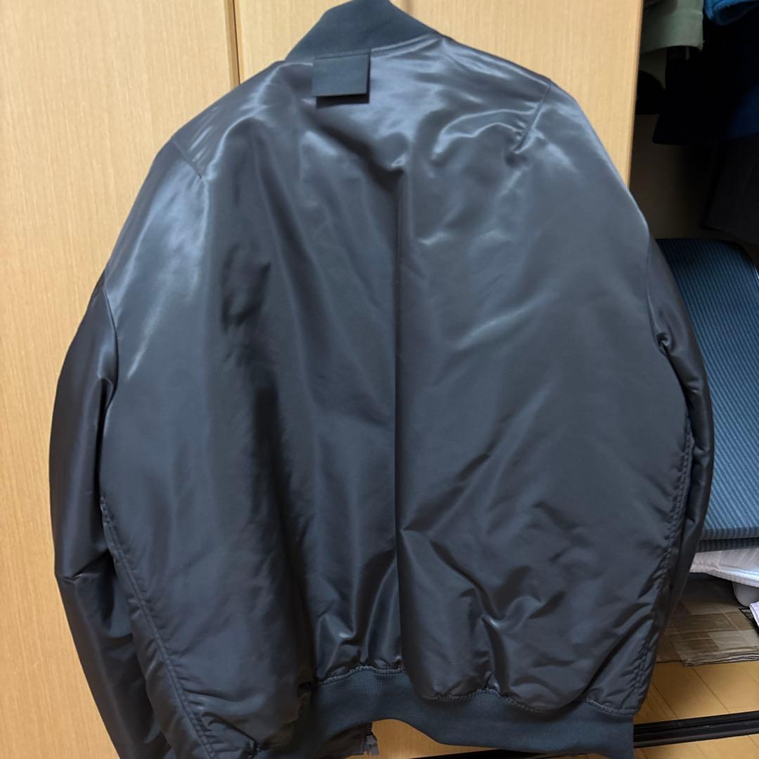 ユ*ー様 UNIQLO+J MA-1ジャケット ダークグレー