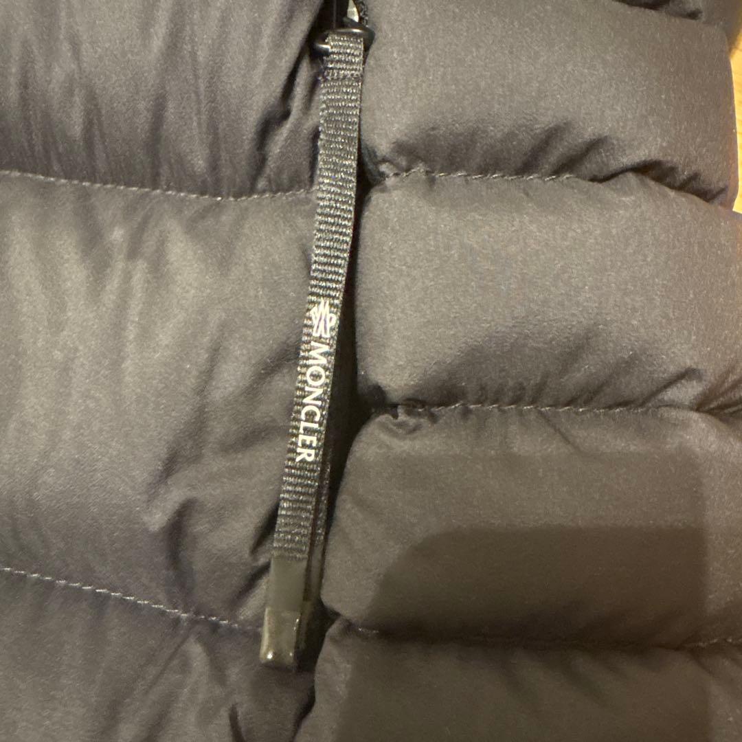 【美品】モンクレールBARRAUX ダウンベスト