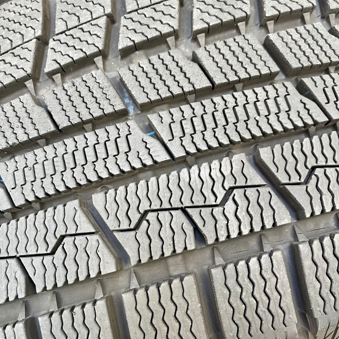 A-TECH SCHNEDER◆17イン◆215/60R17◆24年スタッドレス