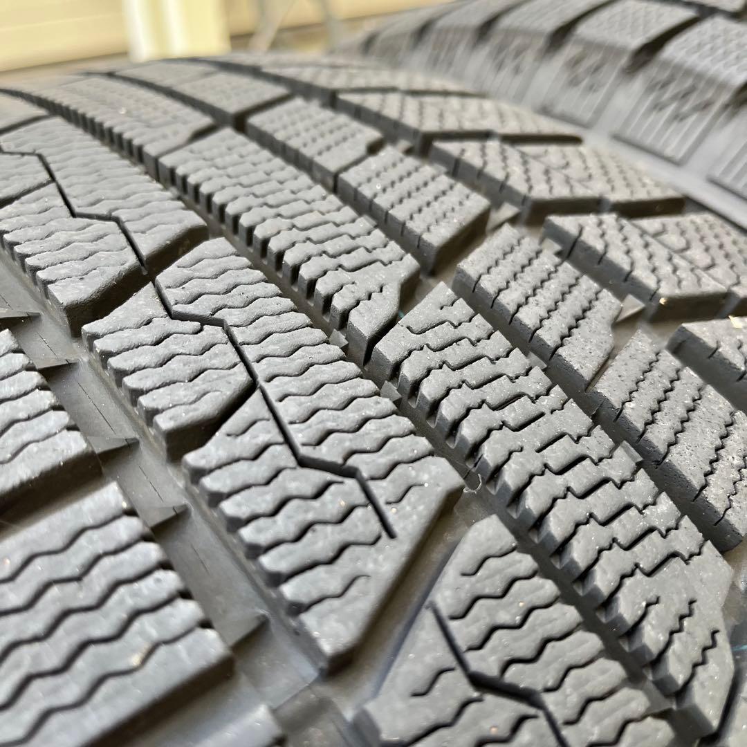 A-TECH SCHNEDER◆17イン◆215/60R17◆24年スタッドレス