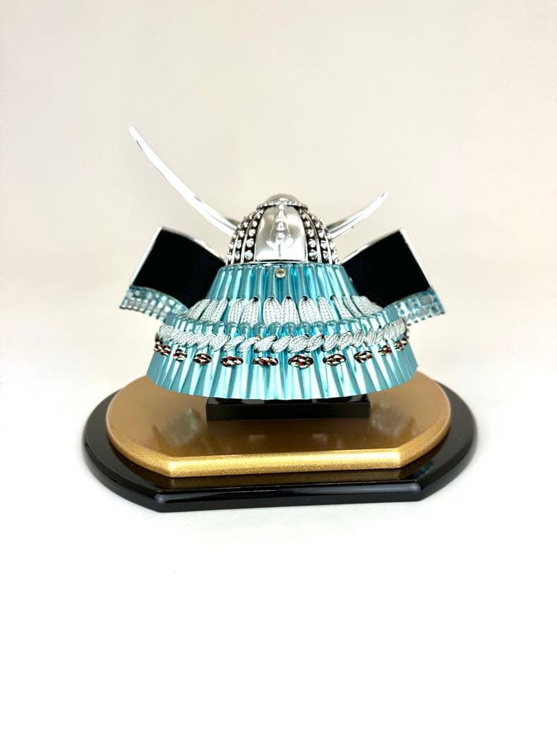【五月人形】新品 端午の節句 兜飾り シルバー伊達 コンパクト