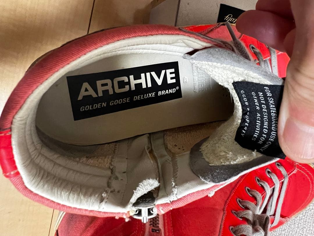 goldenスニーカー