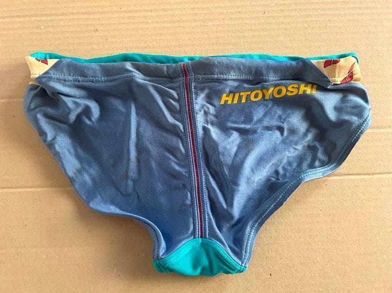 ★超カッコいいデザインとカラー！arena（アリーナ）製 競泳用水着（競パン）★