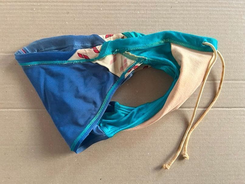 ★超カッコいいデザインとカラー！arena（アリーナ）製 競泳用水着（競パン）★